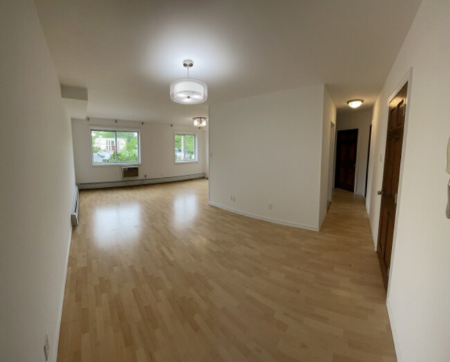 Foto del edificio - 12xx Rockland Ave