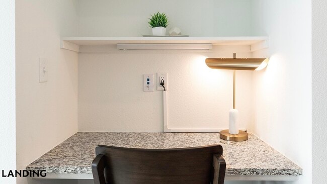 Foto del edificio - 10670 Jake Jabs Blvd