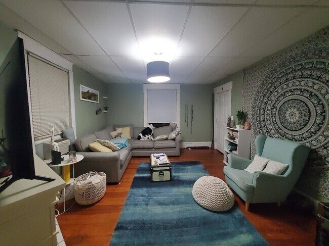 Foto del edificio - 812 Marshall Ave SW