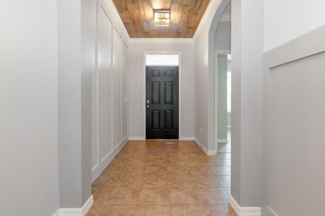 Building Photo - Lovely 3bed/2bath home located at John's L...