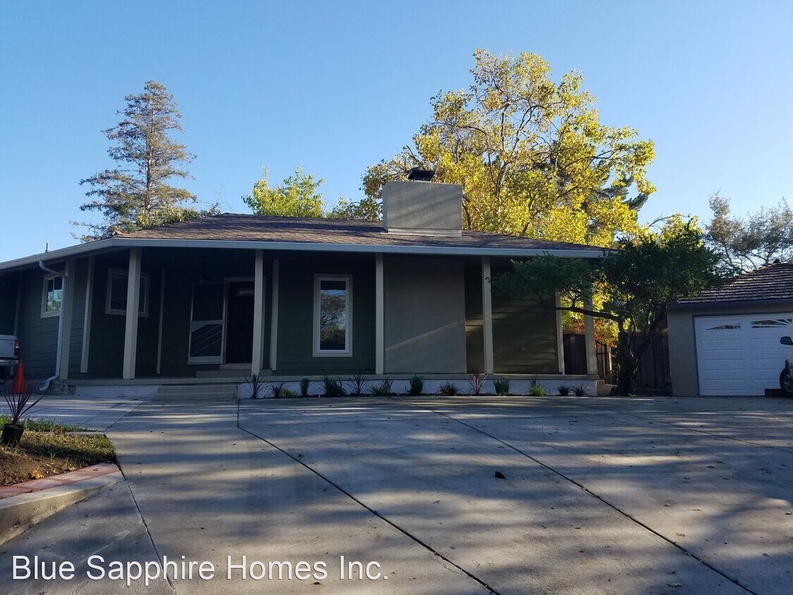Foto principal - 3 br, 2 bath House - 607 Diablo Rd.