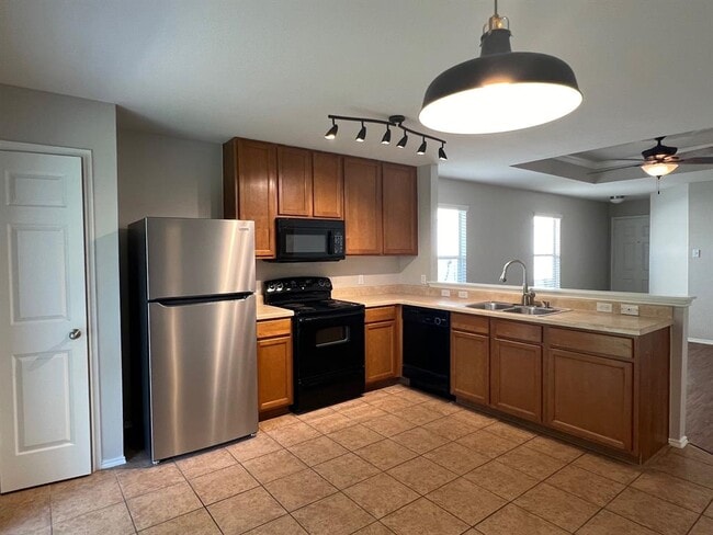 Foto del edificio - 108 Karen Hill Pl