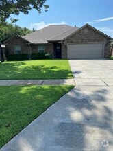 Building Photo - 6208 Ironwood Ln