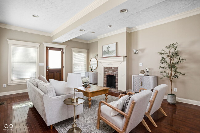 Foto del edificio - 1531 N College Ave