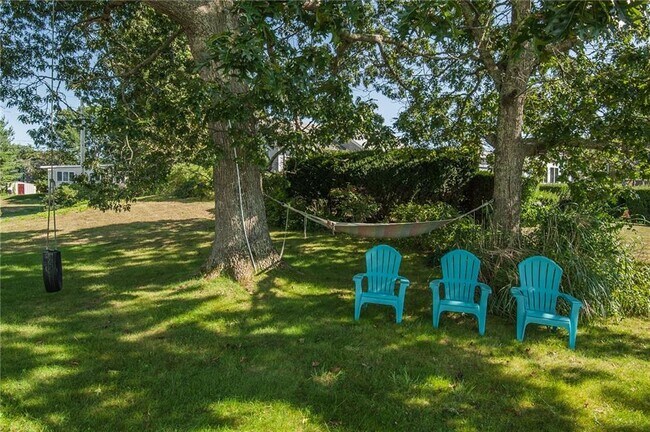 Building Photo - 36 Cedar Island Rd