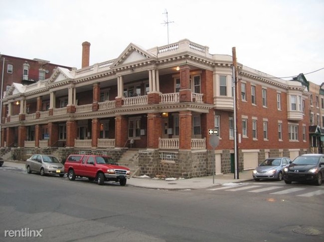 Foto del edificio - 117 S 44th St
