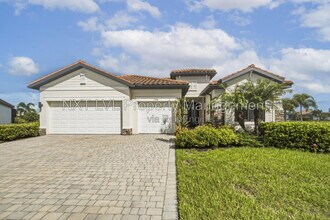 Building Photo - 11910 Bay Oak Dr