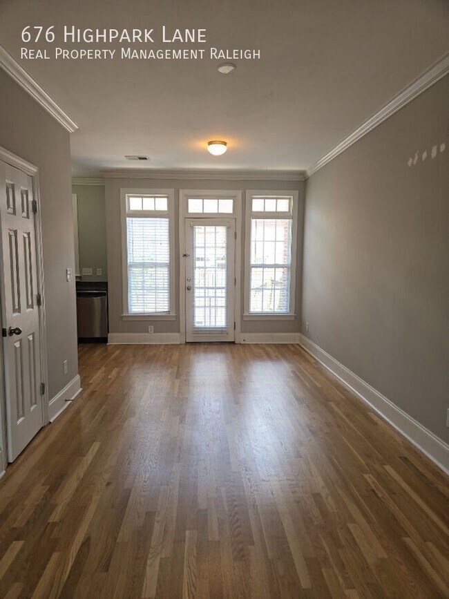 Foto del edificio - 676 Highpark Ln