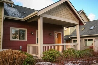 Building Photo - 1235 Iowa St