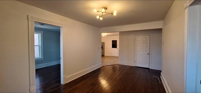 Foto del edificio - 3403 South St