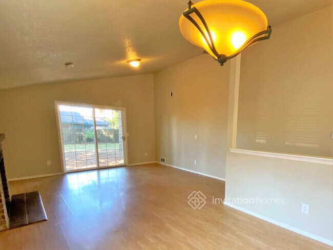 Foto del edificio - 1719 S 88th St
