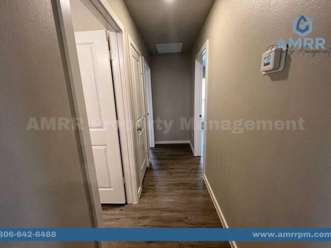 Foto del edificio - 2023 Kenwood Ave
