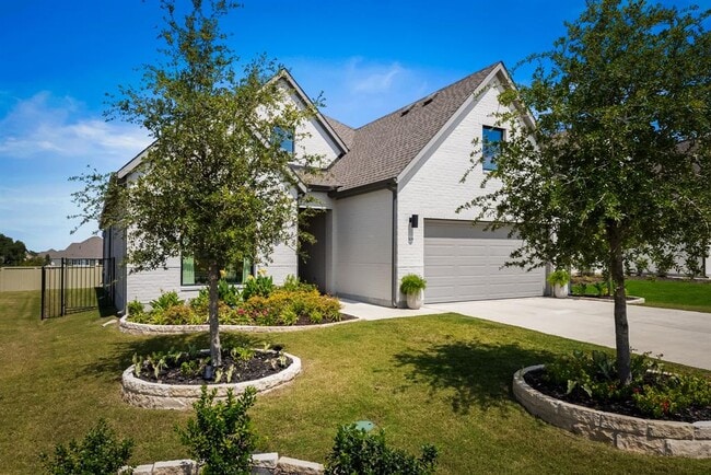 Building Photo - 508 Castillo Bnd