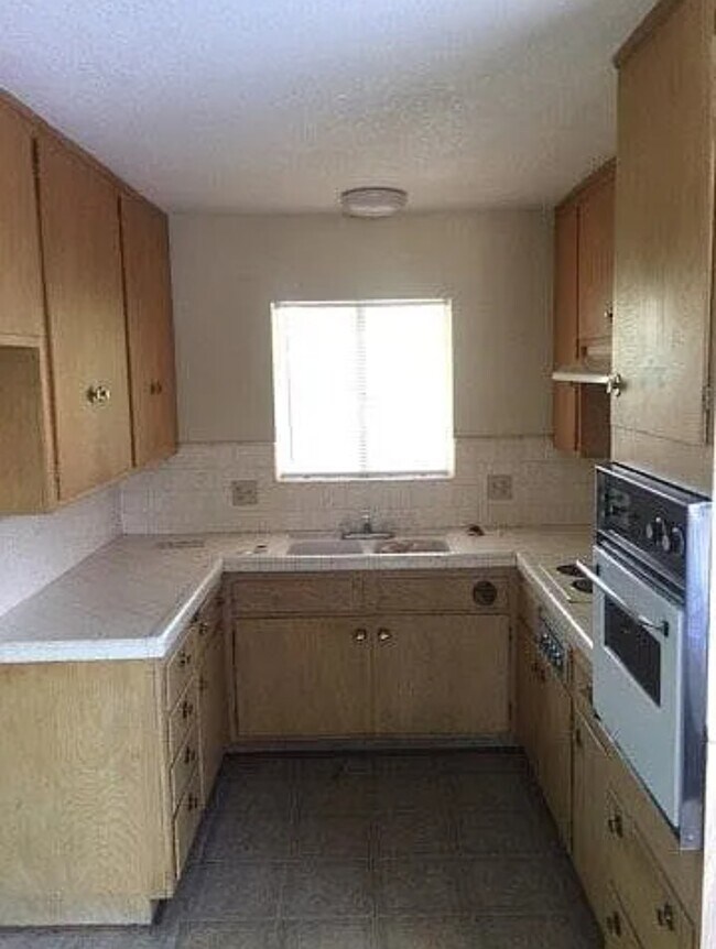 Foto del edificio - 25982 Tamarisk Dr