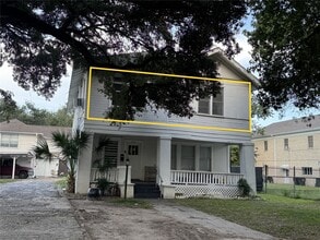 Building Photo - 1612 Heights Blvd