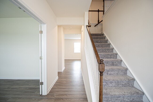 Foto del edificio - New Construction Home in Indian Trail! (La...