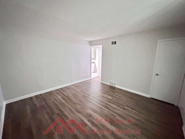 Building Photo - 5151 Corkwood Dr