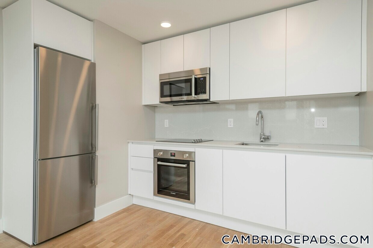 Foto principal - 334 Harvard St