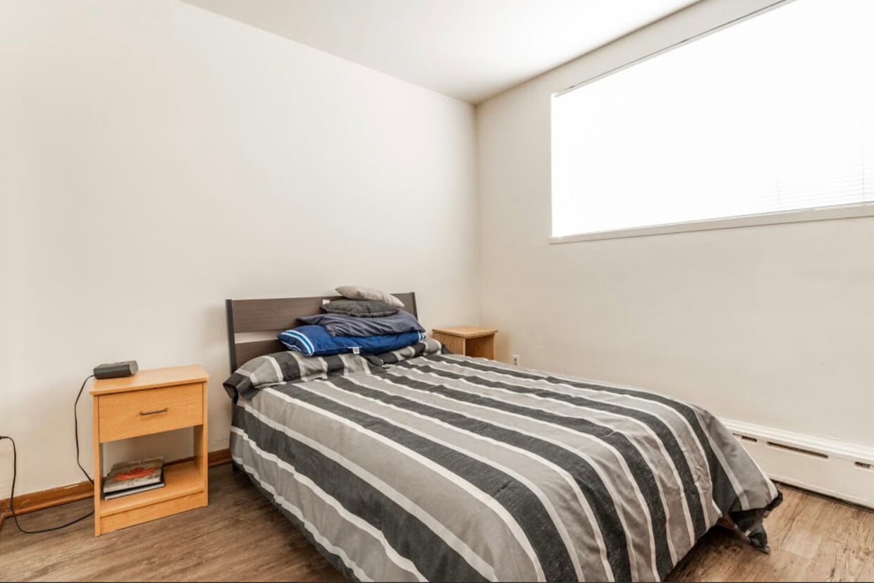 Building Photo - Polo Park Apartments