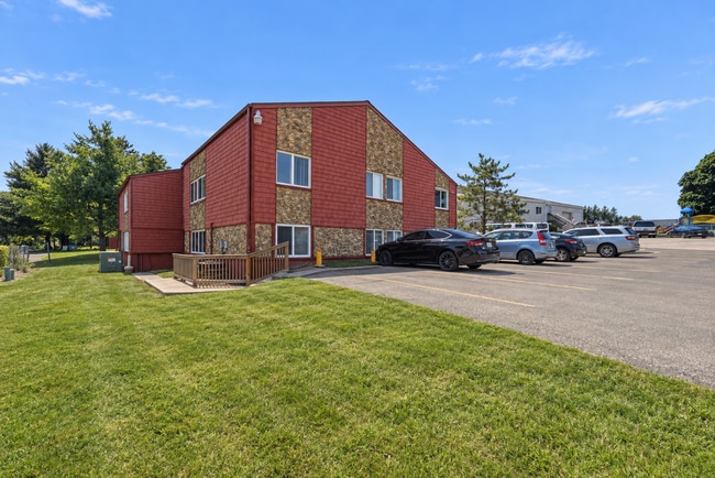 Building Photo - 4th Street Manor