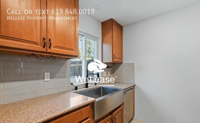 Building Photo - Charming 3-Bedroom Home with Private Backy...