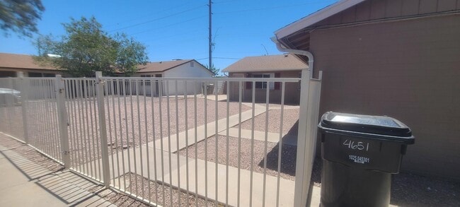 Building Photo - 4651 E Caballero St