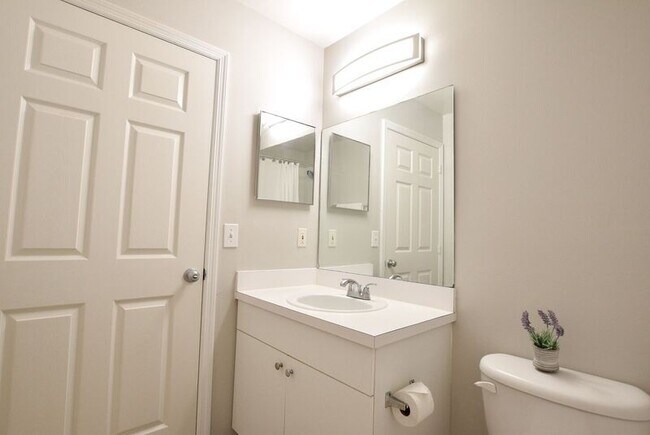 Building Photo - 2145 Fontebranda Loop