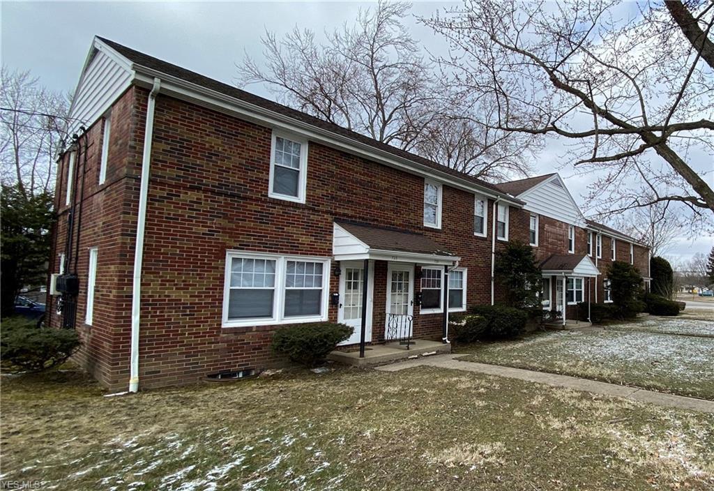 Primary Photo - 728 West St