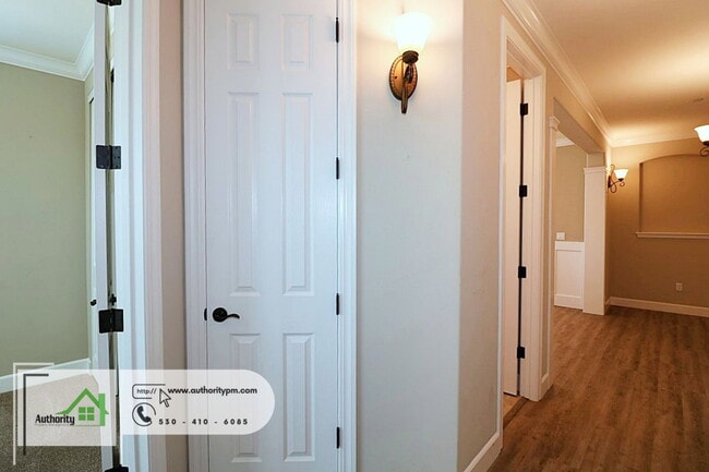 Building Photo - 6170 Lucca Trail