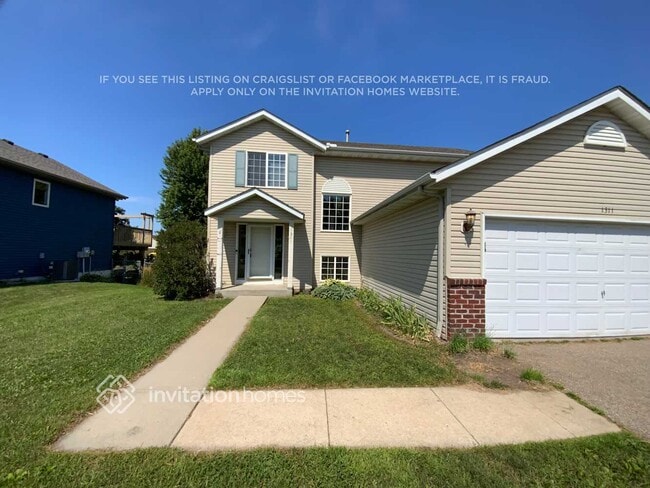 Building Photo - 1311 Creekside Dr
