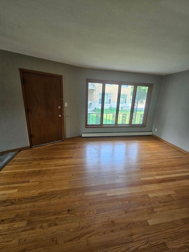 Foto del edificio - 3202 N 76th St