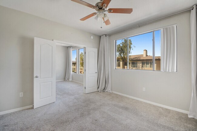 Building Photo - 6900 E Princess Dr