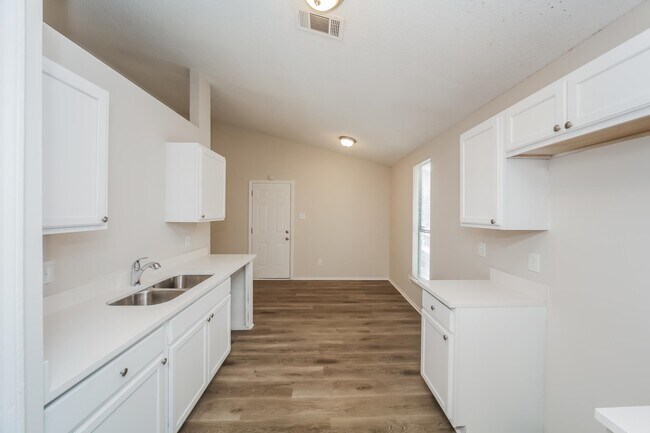 Building Photo - 4368 Burnette Pl