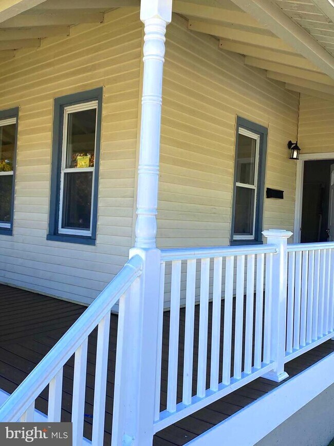 301 Walnut St, Delanco, NJ 08075 House Rental in Delanco, NJ