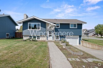 Building Photo - 2523 E 44th Ave