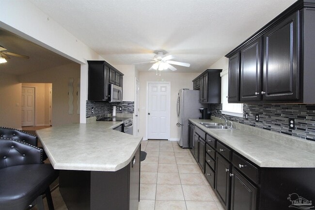 Building Photo - 4150 Oak Pointe Dr