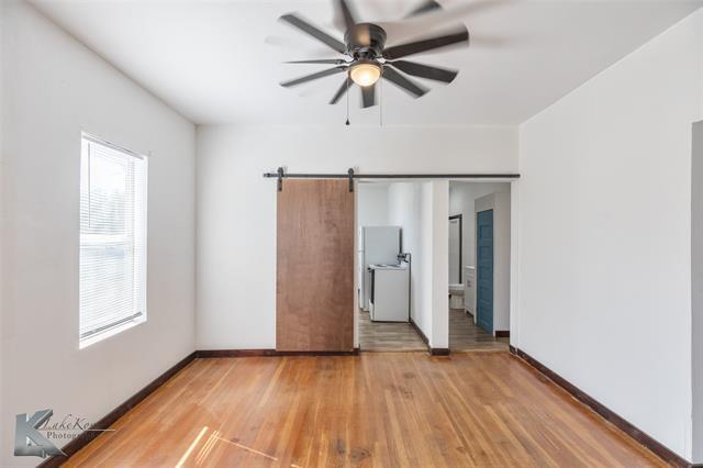 Foto del edificio - 344 SW Ave A