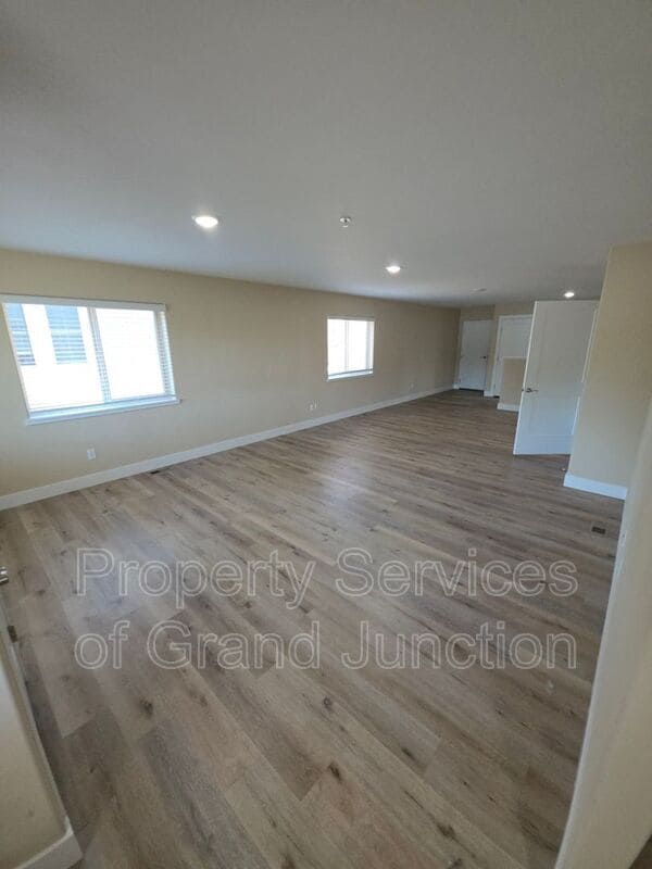 Foto del edificio - 1645 N 7th St