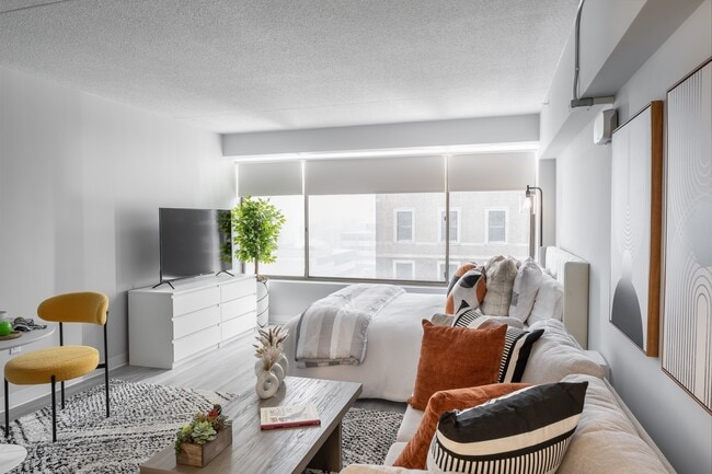 Building Photo - The Bowie