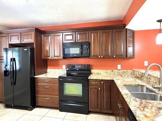 Foto del edificio - 2721 Village Blvd