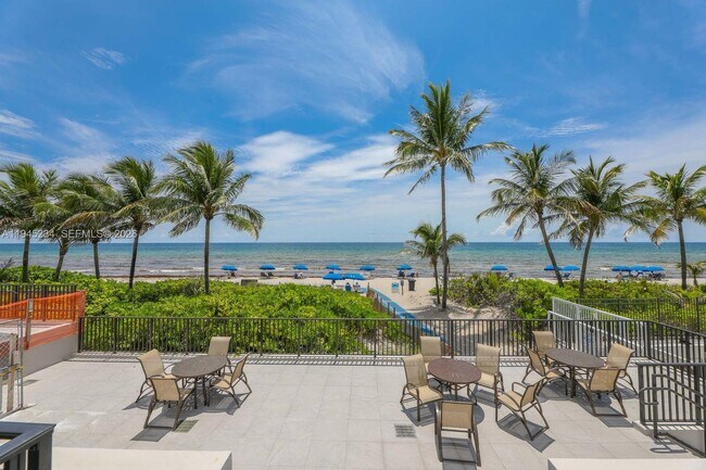 Foto del edificio - 1985 S Ocean Dr