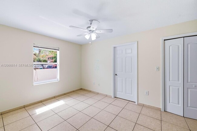 Foto del edificio - 3072 NW 14th St