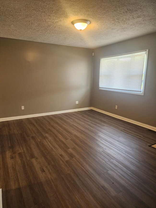 Foto del edificio - 3 BR - 1BTH Single Family Home!