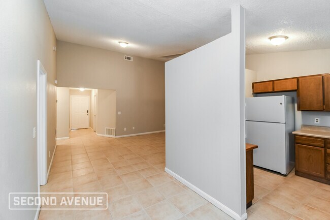 Foto del edificio - 2734 Sandusky Ave W