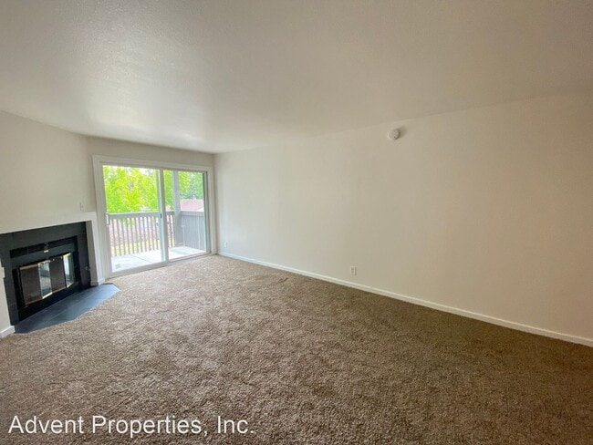Building Photo - 2 br, 2 bath House - 1315 A St, Unit A207