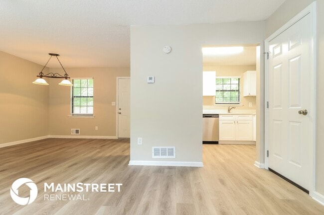 Building Photo - 117 Westwood Dr