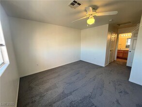 Building Photo - 4730 E Craig Rd