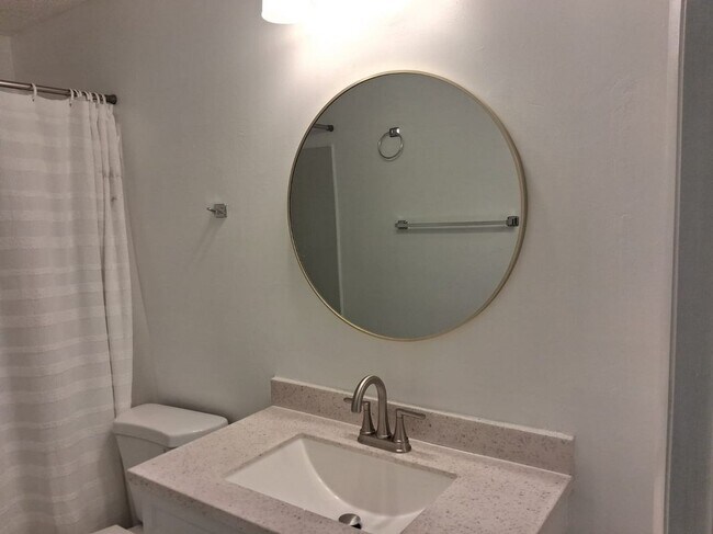 Foto del edificio - 1319 Boylan Ave