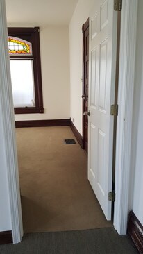 Front Bedroom entry - 27 N Franklin St