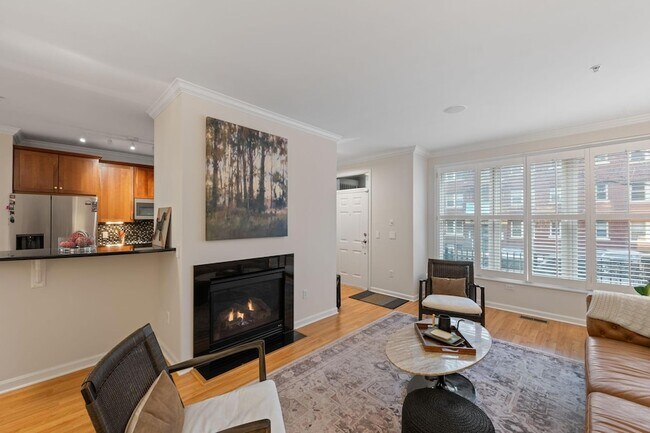 Foto del edificio - 1008 Portland Ave